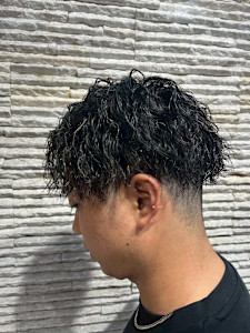 濡れ感ツイスト風パーマ×フェード - Vis Hair＆Beauty 西新井店【ビス ヘア アンド ビューティー】掲載