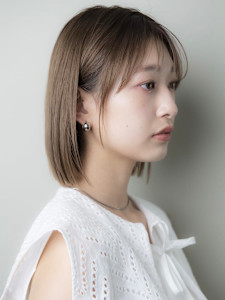やわらかストレートボブ