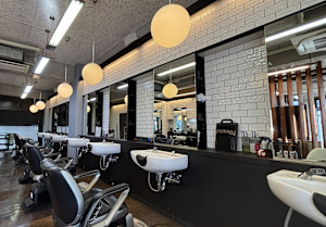 Smile hair 武蔵浦和店(スマイルヘアームサシウラワテン)