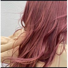 レイヤーカットで軽やかに動く髪へ