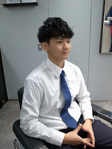 バーバービジネスナチュラルスペインカール/渋谷 - INTRO . by Fi-Ne 渋谷【イントロ バイ フィーネ シブヤ】掲載