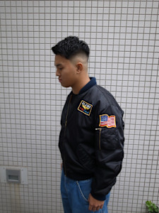 バーバーミドルスキンフェードナチュラルアイロンパーマ/渋谷