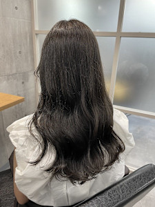 暗めグレージュカラー