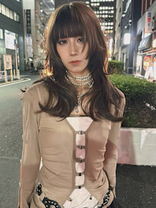 レイヤーカット×デザインカラー