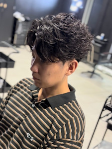 センターパート×ニュアンスパーマ×フェザーパーマ×men's