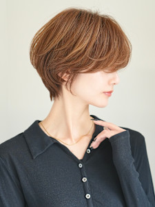 前下がりショート・ボブ/絶壁解消/前髪あり/40代/30代 - INCEPTION  GINZA 銀座掲載