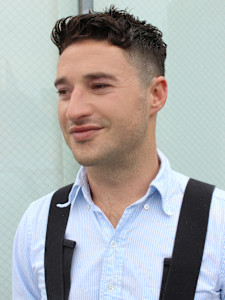 ユアンマクレガー　風　ヘアスタイル