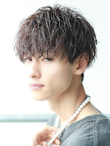 【ツイスト＋波巻き】新トレンドマッシュ - LIPPS hair 横浜【リップスヘアー】掲載