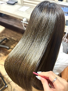 【酸性ストレート】ブリーチ毛へ安全なストレート