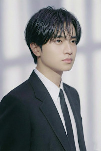 透明感が際立つ韓国風マッシュショート