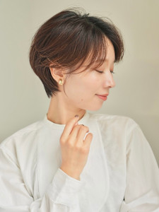 ショート・ボブ/丸顔/前髪あり/絶壁解消/40代/50代/