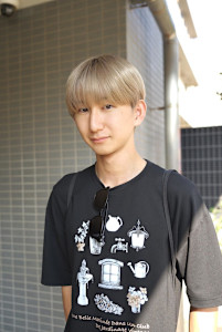 ホワイトベージュミルクティーベージュ