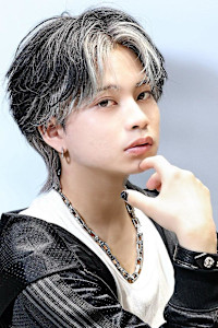 ホワイトバングウルフ - LIPPS hair 天神【9月4日 NEW OPEN】掲載