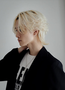 ホワイトブロンド×ブリーチ×ウルフ×カルマパーマ - men's salon Gaudi 博多店【メンズサロン ガウディ】掲載