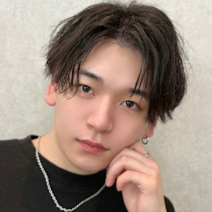 Men’s salon Zina 天神×スタイル