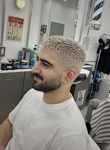 ホワイトカラー - DAMDEE TOKYO 心斎橋掲載