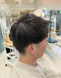 刈り上げアップバング