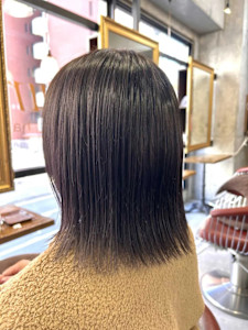 外ハネパープルベージュ