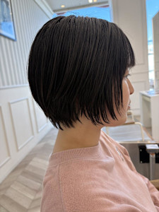 なんかショートボブ