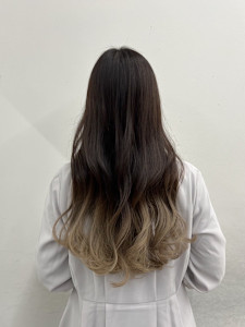 グラデーションカラー/ハイトーン/ブリーチ/中野美容室