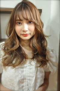 30代40代50代フェミニン愛されレイヤースタイル