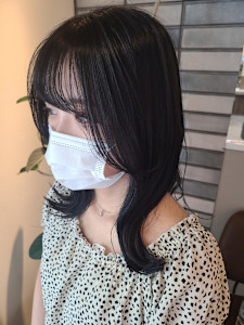 韓国風顔周りレイヤー - 半個室型美容室 Sourire 新宮店掲載