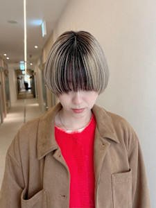 マッシュショート前髪長めハンサムショート