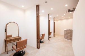 半個室型美容室 Sourire 野芥店(ハンコシツガタビヨウシツ スーリール ノケテン)