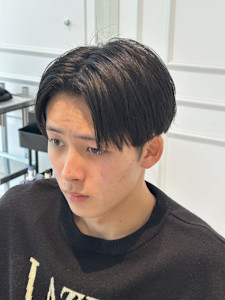 前下がりセンターパート