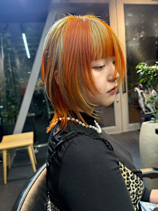 セクションカラー　ケアブリーチ　ブリーチカラ　原宿/表参道