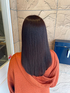 艶ストレート　ロング　顔まわりレイヤー