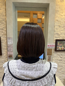 ・赤み抑えるココアブラウン×柔らかボブ