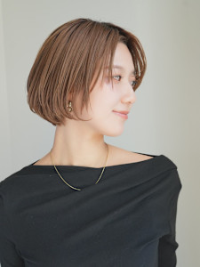 ショート・ボブ/丸顔/前髪あり/絶壁解消/40代/50代/