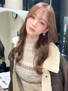 ブラウンカラー