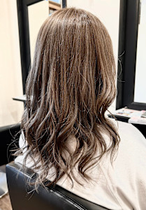 マロンベージュ