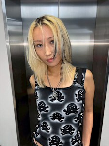 セクションカラー　ケアブリーチ　ブリーチカラー　原宿/表参道 - Null 原宿店 デザインカラー/ダブルカラー掲載