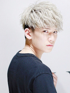 【横顔キマる】ホワイティマッシュショート - LIPPS hair 立川【リップスヘアー】掲載
