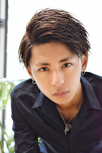 セミウェットサイドパートショートクラウドマッシュ - LIPPS hair 横浜【リップスヘアー】掲載