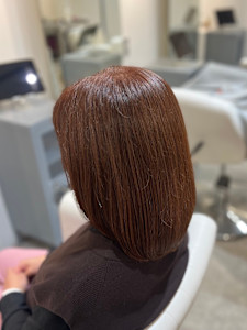 ミディアムレイヤー白髪ぼかし