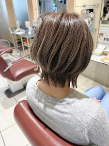 大人気のくびれレイヤー