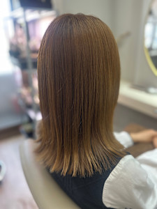 サラツヤ外ハネベージュカラー♪