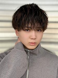 Men’s salon Zina 天神×スタイル - Men’s salon Zina 天神 ［メンズカット/眉毛/韓国/パーマ］【メンズサロンジーナ】掲載