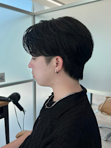 センターパート【福岡／大名／メンズサロン】 - Men’s salon Zina 天神 ［メンズカット/眉毛/韓国/パーマ］【メンズサロンジーナ】掲載