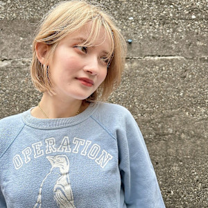 【20代30代】大人可愛い斜めバング/シルキーベージュ