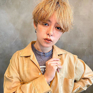 面長解消《20代30代》流せる前髪/くびれショート