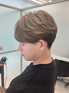 シースルーマッシュ【福岡／大名／メンズサロン】