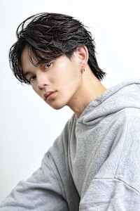 センタパート　ニュアンスパーマ　フェザーパーマ - LIPPS hair 二子玉川【リップスヘアー】掲載