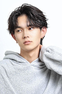 センタパート　ニュアンスパーマ　フェザーパーマ - LIPPS hair 川崎【リップスヘアー】掲載