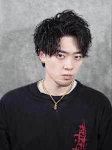 ツイスパアップバング〈理容室〉