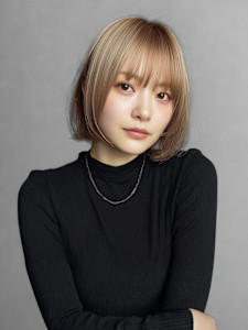 ブリーチ ハイトーン 抜きっぱなしブロンド ボブ 20代